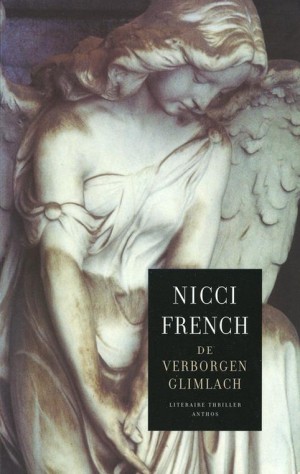 Nicci French ~ De verborgen glimlach