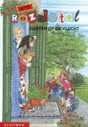 Marjo Roeven ~ Hotel Rozebottel 1: Gasten op de vlucht