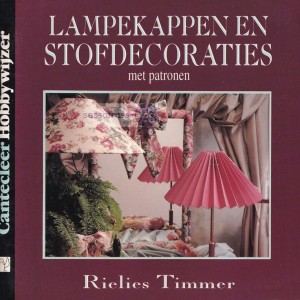 Rielies Timmer ~ Lampekappen en stofdecoraties